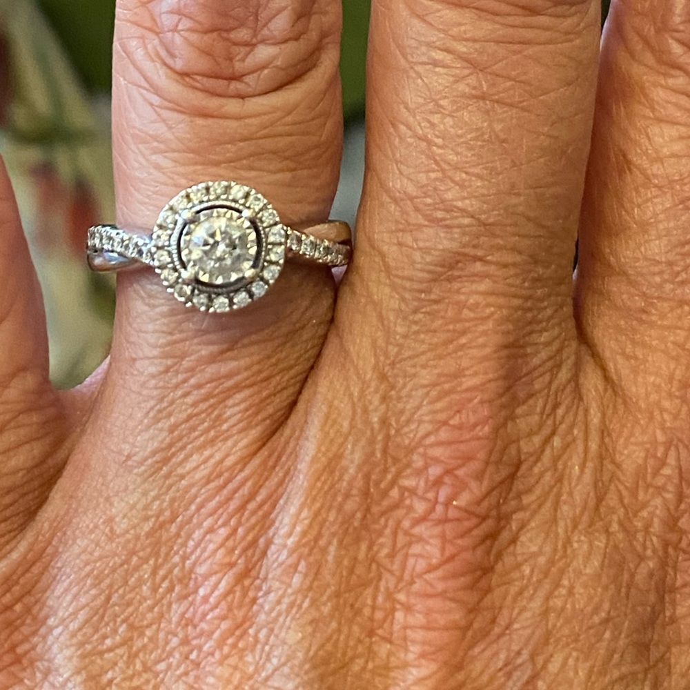 14k white gold and diamonds engagement ring